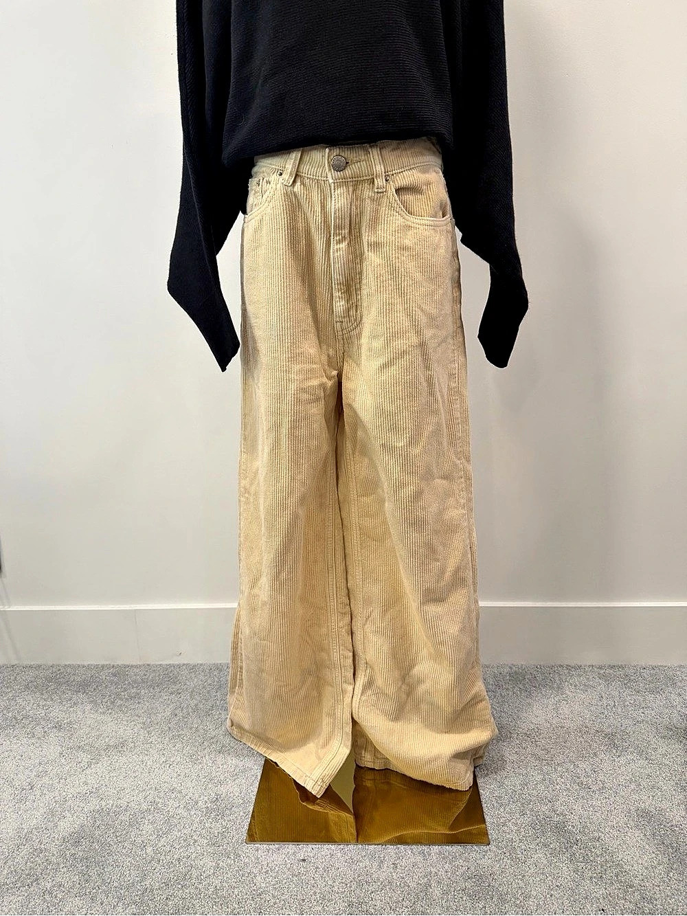 BDG High & Wide Leg Cotton Pants Waist 27 Like New